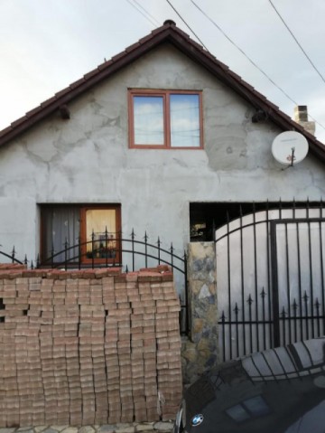 de-vanzare-casa-vintu-de-jos-2